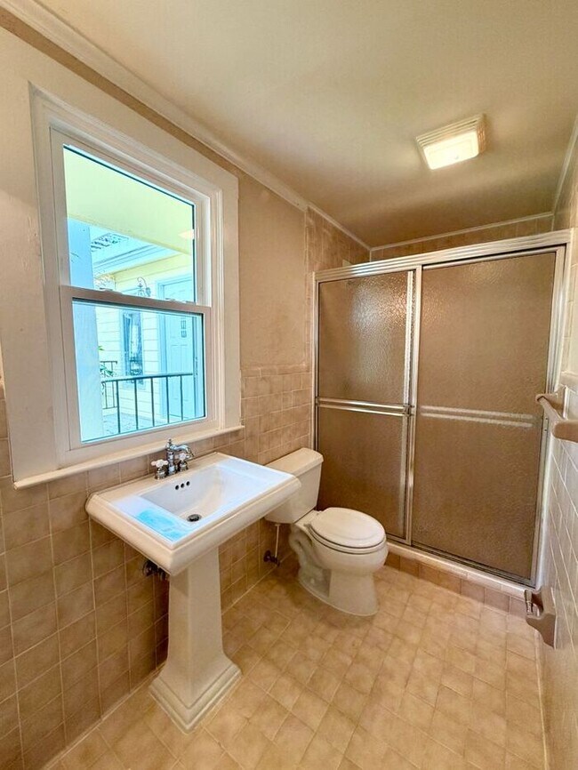 Building Photo - Lake Murray - Irmo - Offering Self Guided Tour with RENTLY!