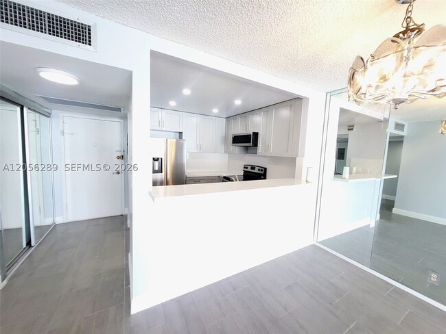 Building Photo - 601 Three Islands Boulevard