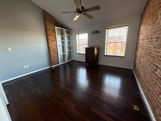 Building Photo - Spacious 4 Bedroom House In Baltimore City