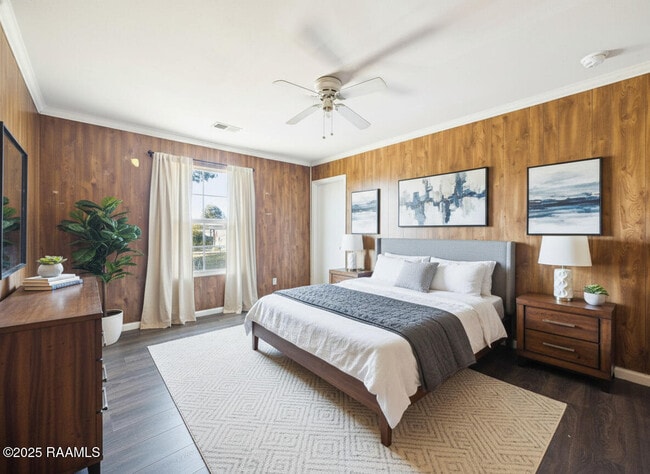 Building Photo - 125 Sternberg Dr