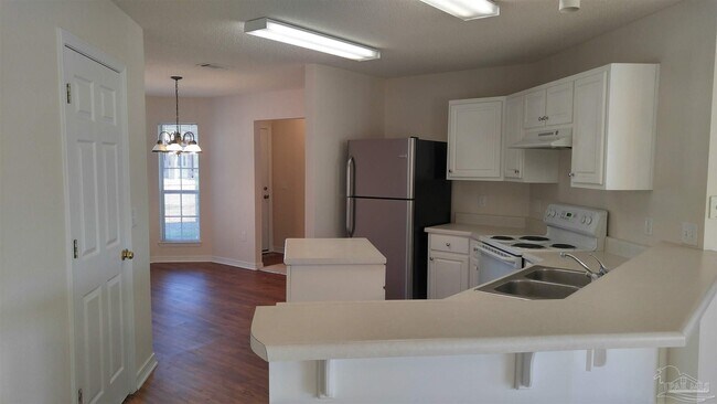 Building Photo - 4851 Jaimee Leigh Dr