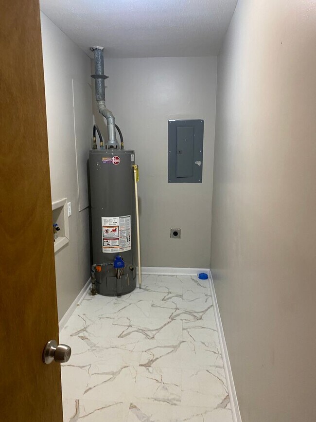 Building Photo - Corner lot; New appliances, New bathroom Vanity Updates- Rent to Own