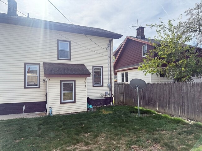 Building Photo - 22101 Wilmore Ave