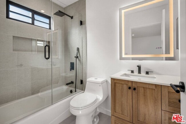 Building Photo - 920 Spaulding Ave