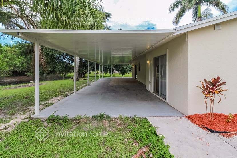 Building Photo - 17925 38th Rd N