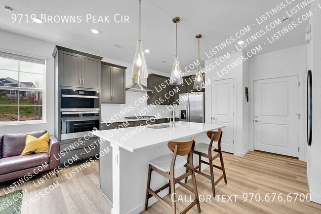 Building Photo - 9719 Browns Peak Cir
