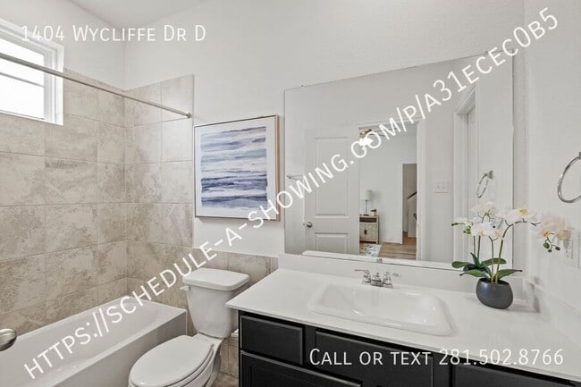 Building Photo - 1404 Wycliffe Dr