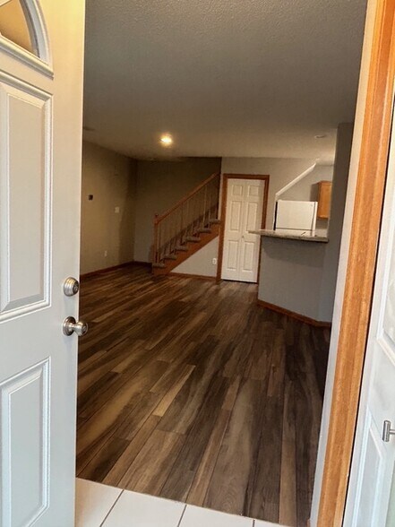 Building Photo - 7425 Wistful Vista Dr