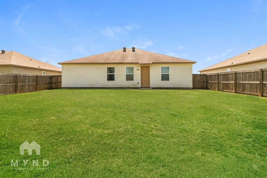 Building Photo - 12405 Solandra Cir