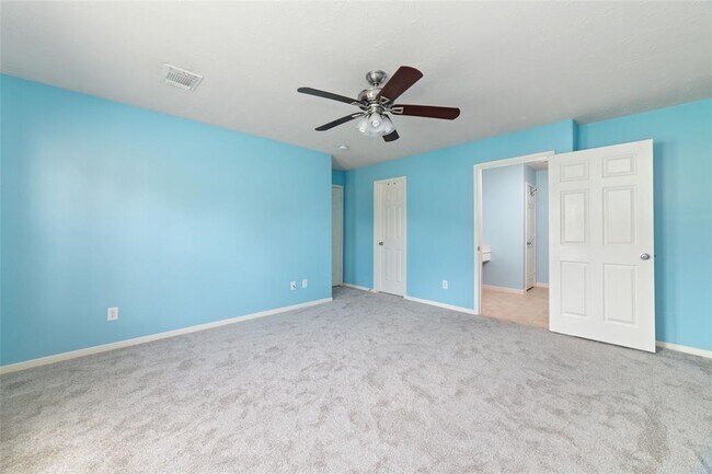 Building Photo - 13618 Trailmeadow Ct