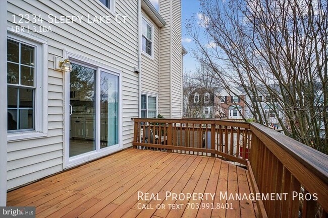 Building Photo - 12334 Sleepy Lake Ct