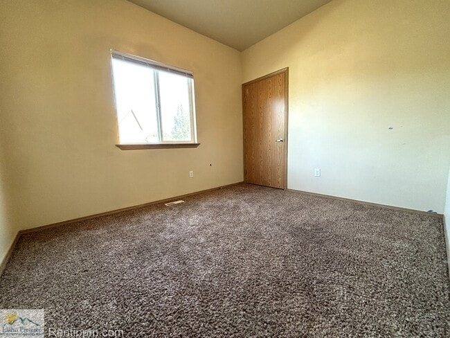 Building Photo - 3032 N Brandywine Ln
