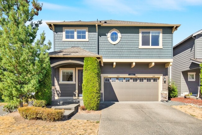 Primary Photo - Gorgeous 4 Bedroom Lynnwood Home
