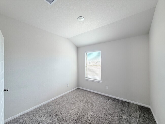 Building Photo - 11720 Whirlaway Dr