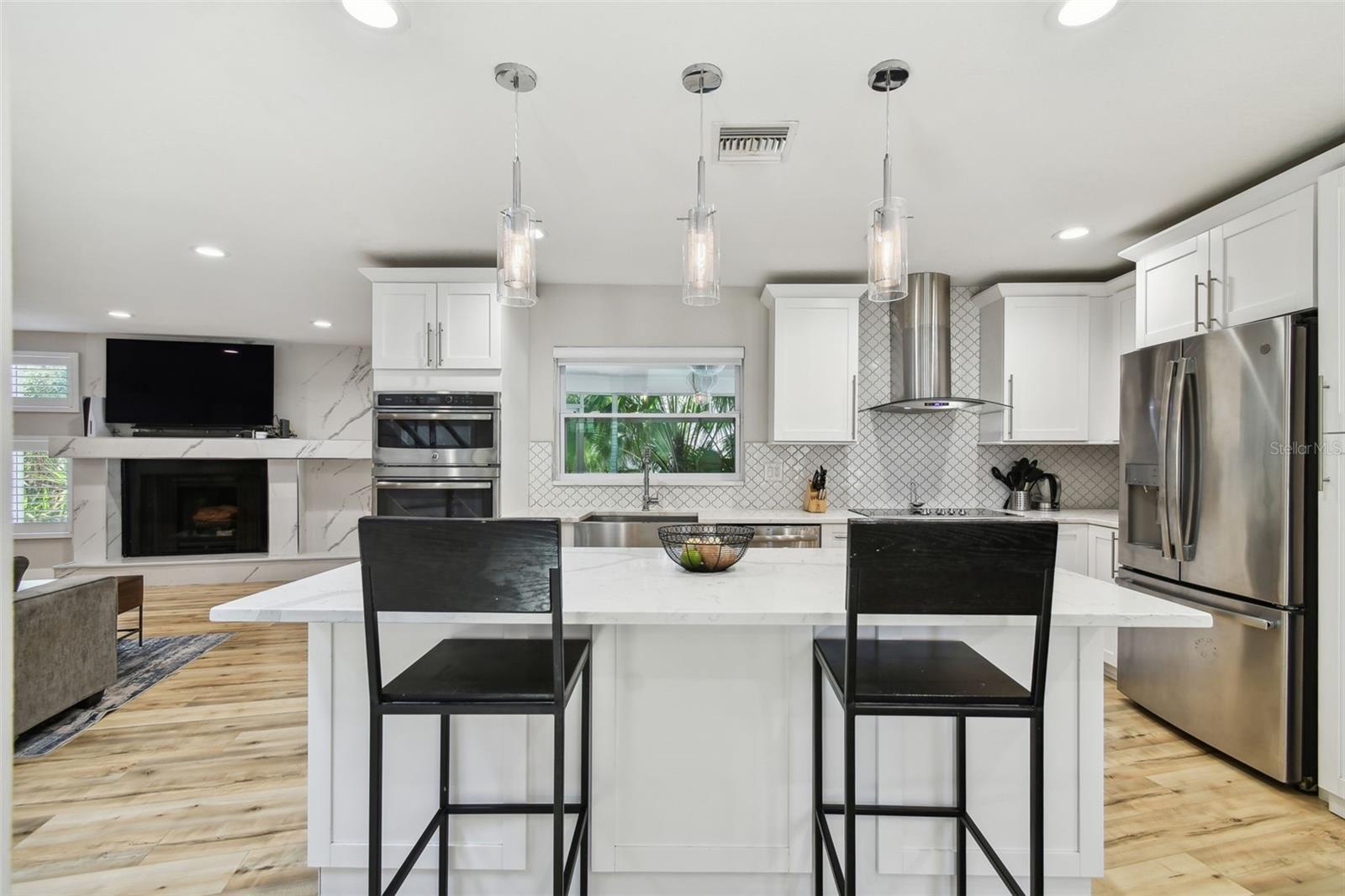 Building Photo - 4203 W Cleveland St