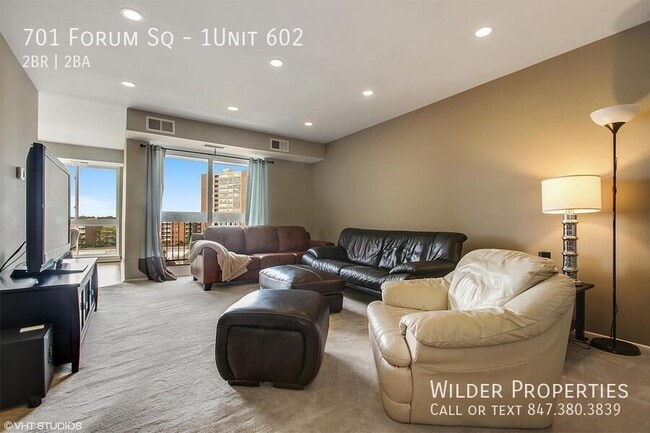 Building Photo - 701 Forum Square