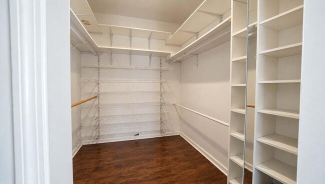 Building Photo - 275 Avenue A