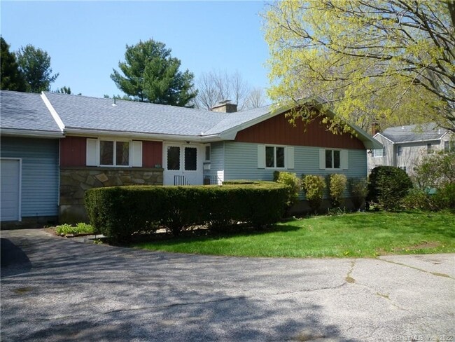 Building Photo - 927 Burroughs Rd