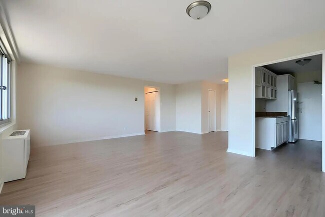 Primary Photo - 1900 Lyttonsville Rd