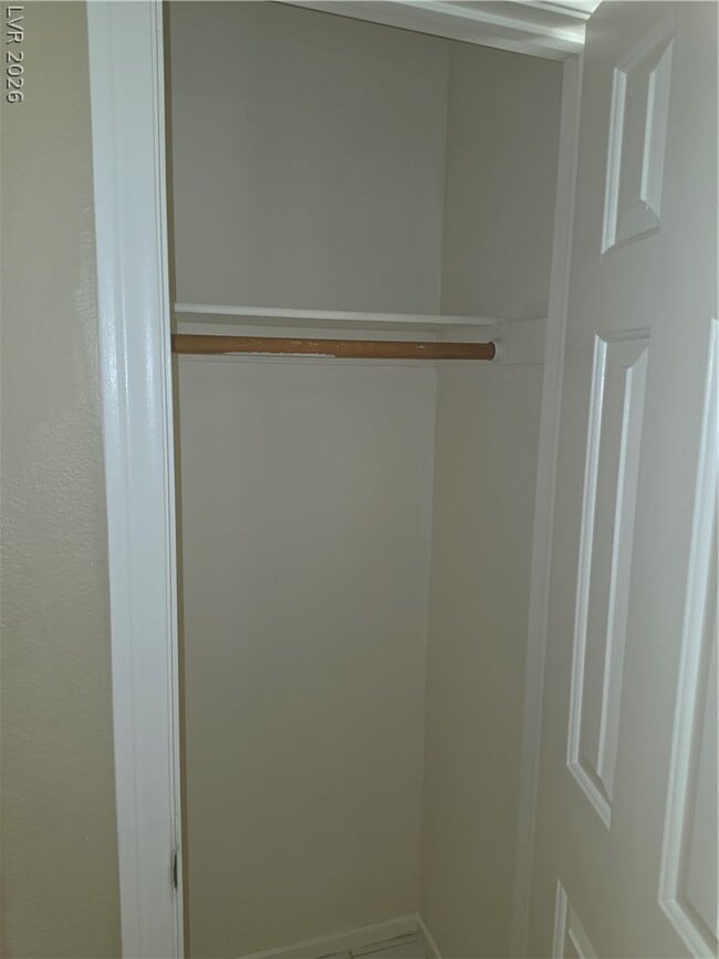 Building Photo - 9740 Panorama Cliff Dr
