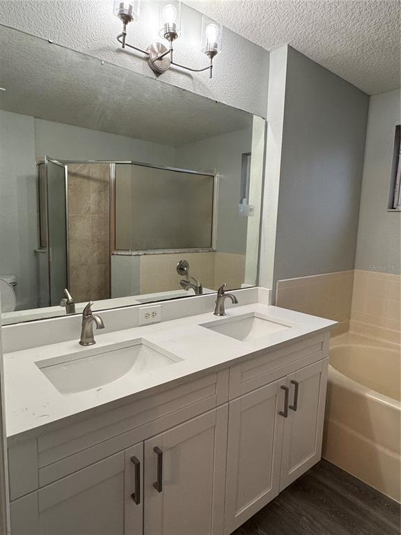 Building Photo - 14938 Deer Meadow Dr