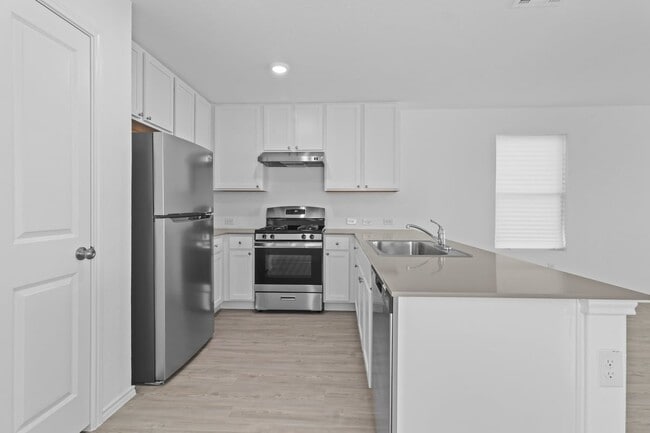 Building Photo - 7602 Chancery Gate