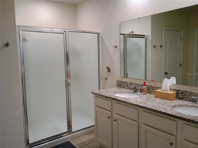 Building Photo - 3358 Eastgrove Ter