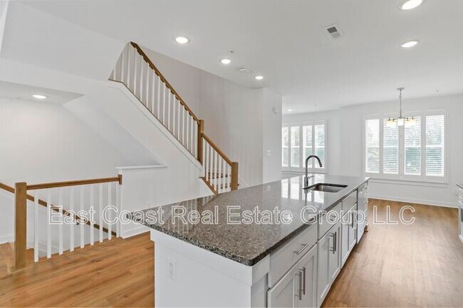 Building Photo - 312 Furgeson Ln