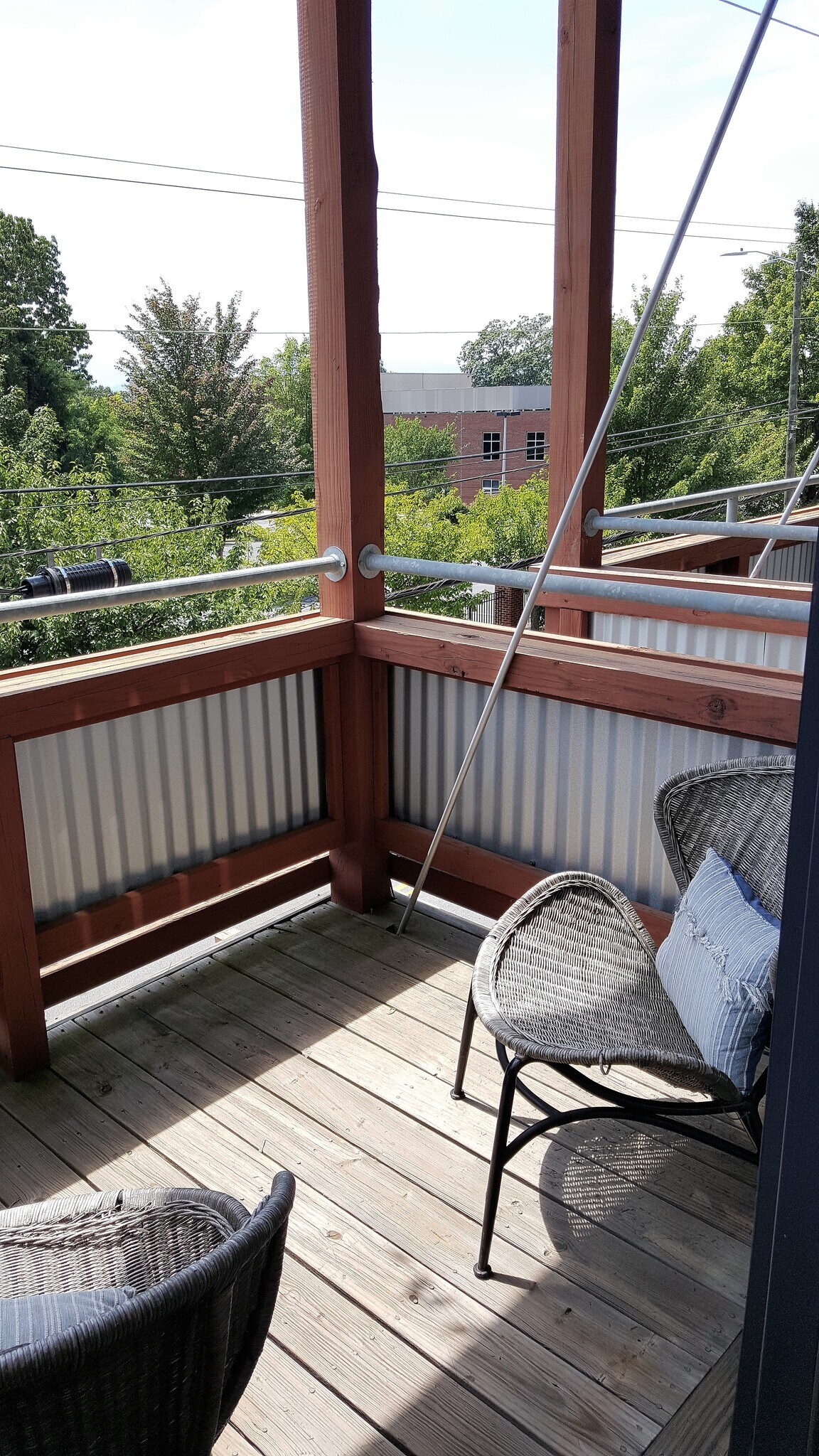 Building Photo - 915 Haywood Rd