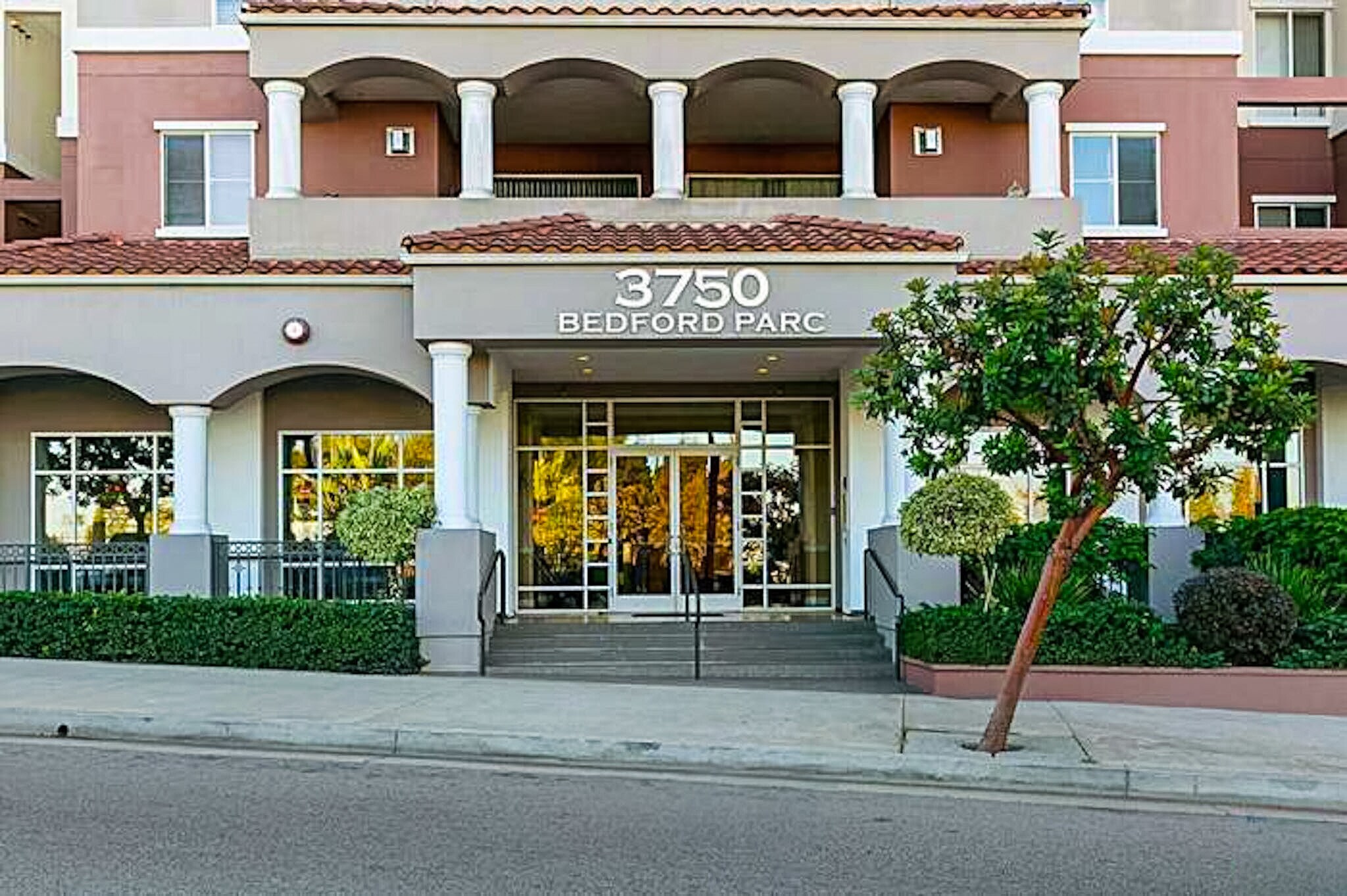 Building Photo - 3750 Santa Rosalia Dr