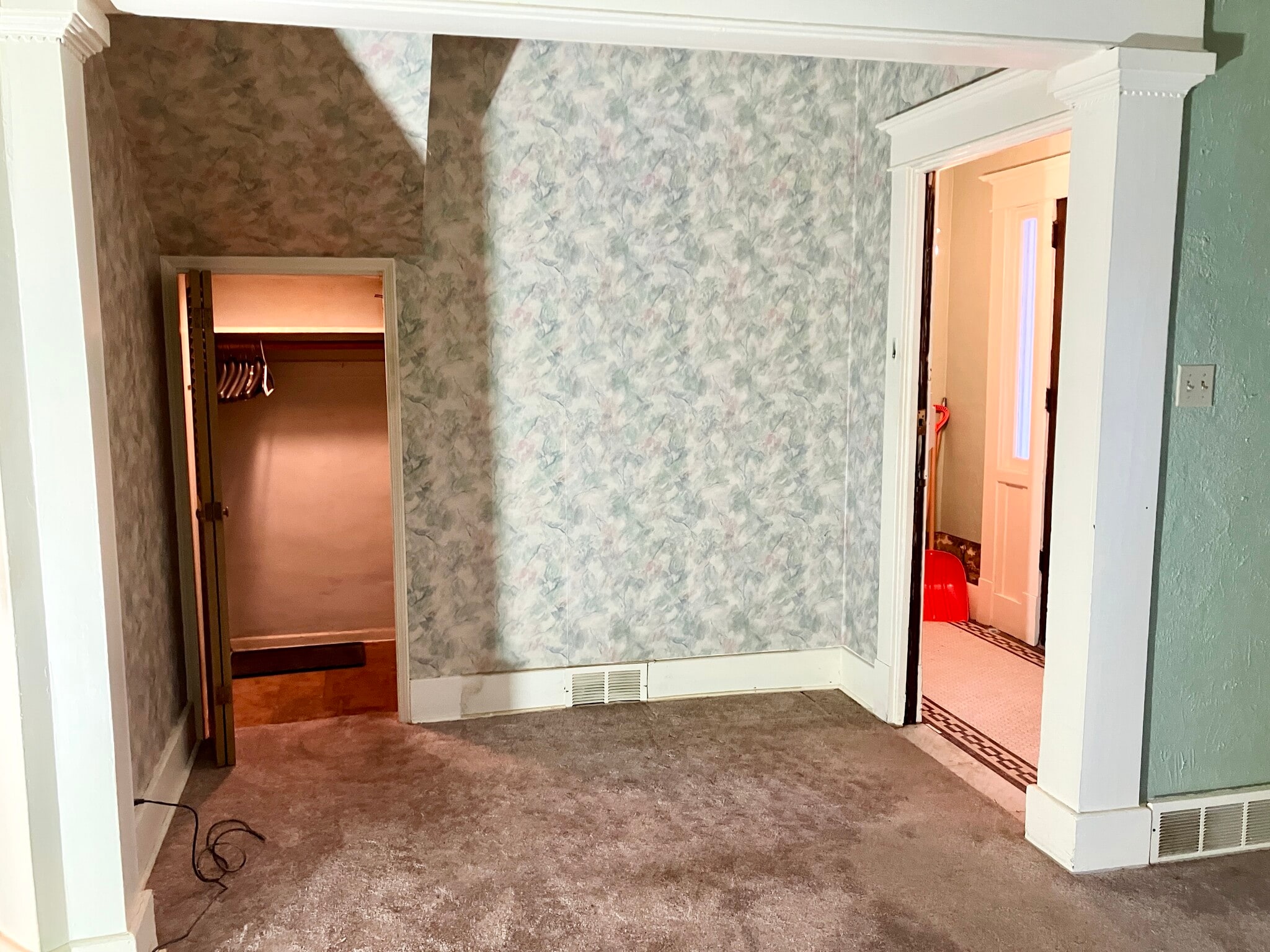 Building Photo - 58 Roanoke Pky