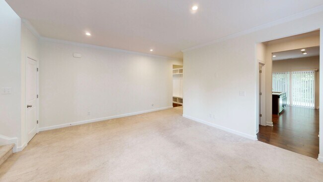 Building Photo - 4523 Collingham Dr