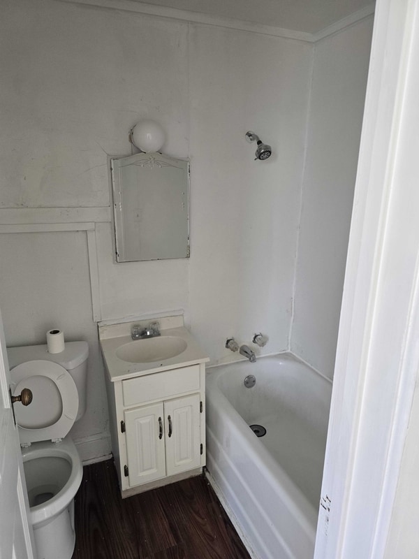 Building Photo - 701 S Bluff Blvd