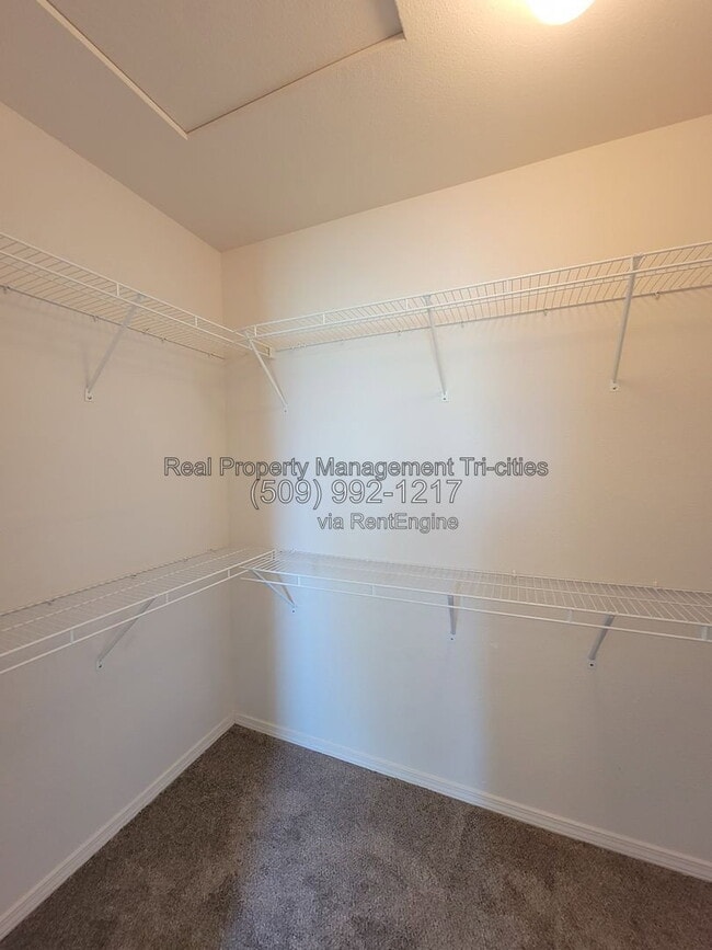 Building Photo - 7606 Quadra Dr