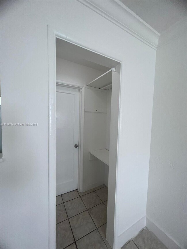 Building Photo - 6150 Cleveland St