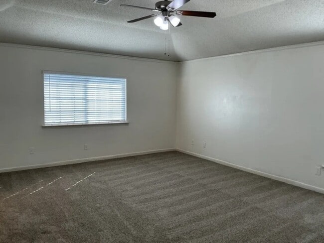 Building Photo - 2815 Sea Ledge Dr