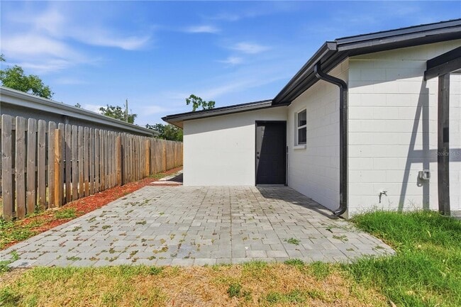 Building Photo - 6713 S Mascotte St