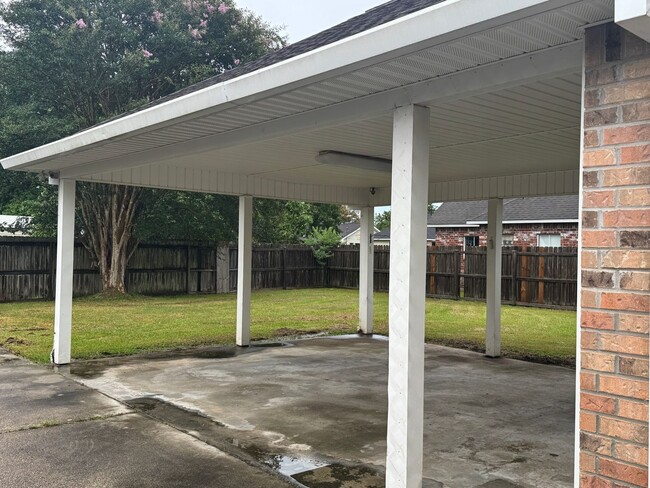 Building Photo - Beautiful Home For Lease In Walker!