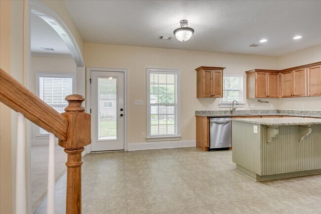 Building Photo - 716 Gallaway Ln