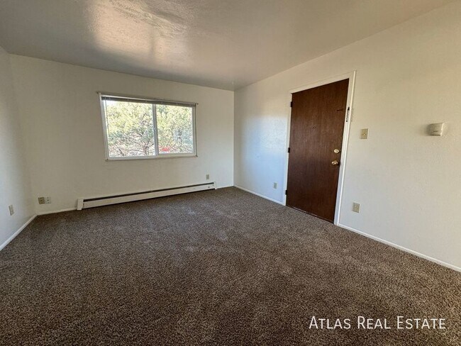 Building Photo - 4206 Forest Hill Ct