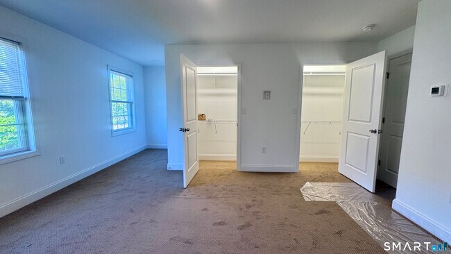 Building Photo - 44 Mettler St