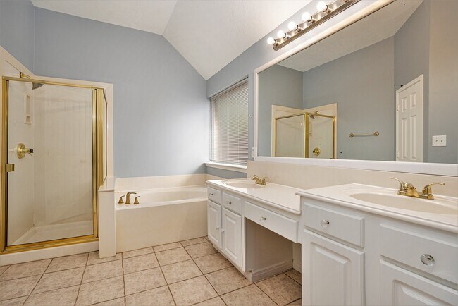 Building Photo - 1814 Heather Cove Ct