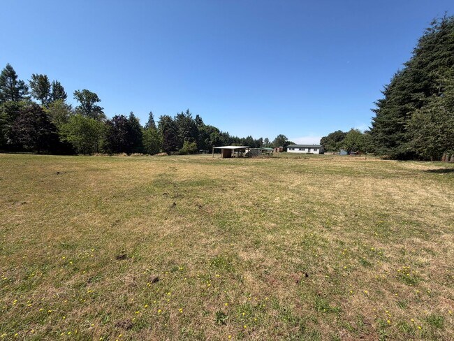 Building Photo - 2.5 Acres with Barn across from Lacomb School!