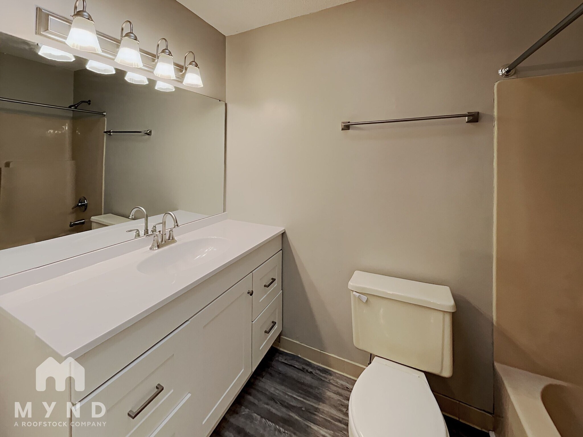 Building Photo - 7225 Little Fawn Pkwy