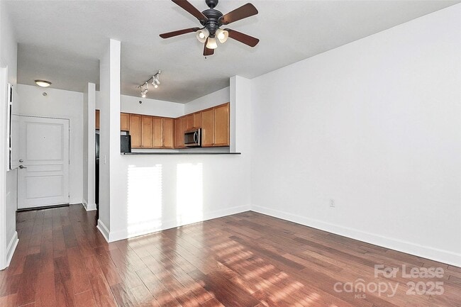 Building Photo - 1315 East Blvd