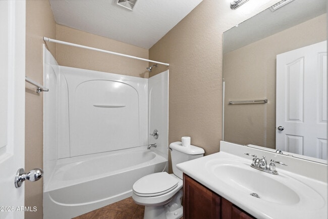 Building Photo - 45022 Bahia Dr