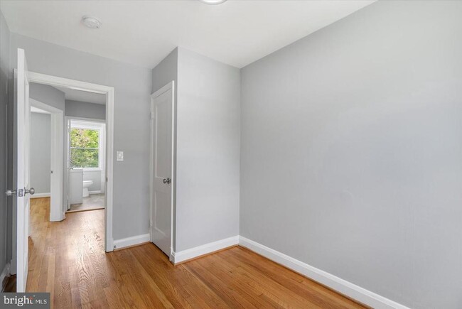 Building Photo - 3551 Shannon Dr