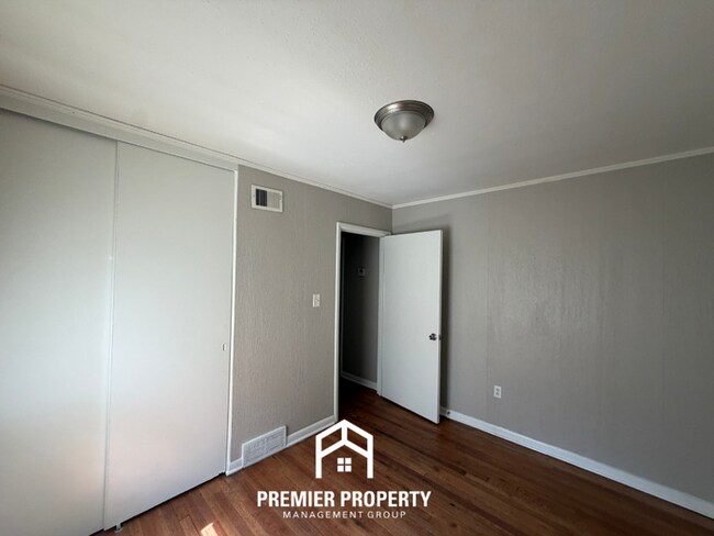 Building Photo - Charming 3BR Colonial Acres Cottage | Hardwood Floors, Detached Garage & Large Yard