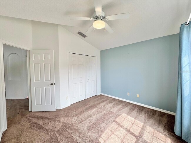 Building Photo - 502 Viola Dr