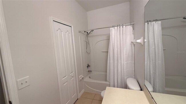 Building Photo - 7129 Red Lantern Dr